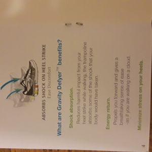 Gravity Defyer woman's work shoe